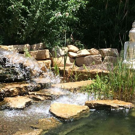 Mas Le Nathakassou Villa Cabannes Екстериор снимка