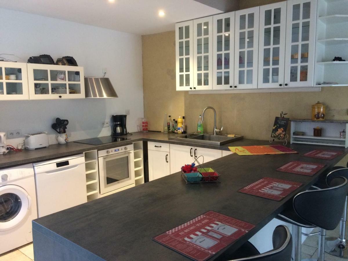 Mas Le Nathakassou Villa Cabannes Екстериор снимка
